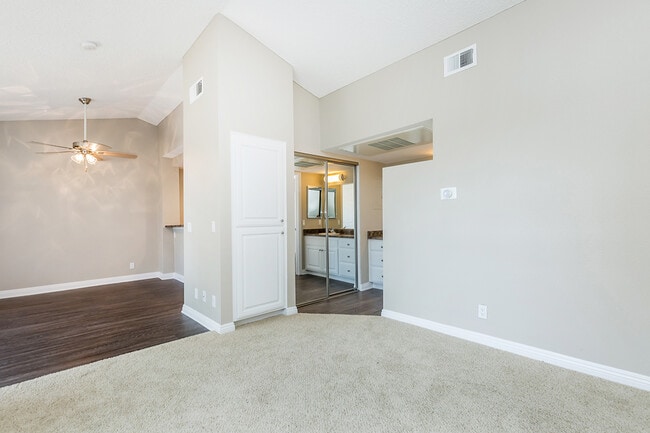 Photo - Villas Aliento Apartment Homes