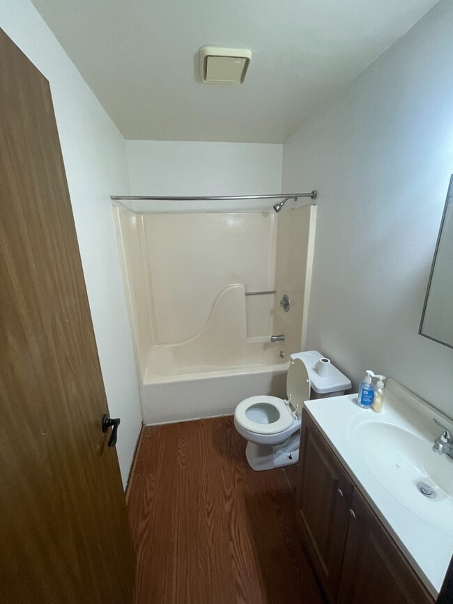 Photo - 529 9th St