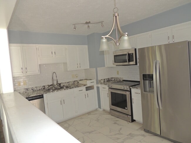 Photo - 628 Prestige Blvd