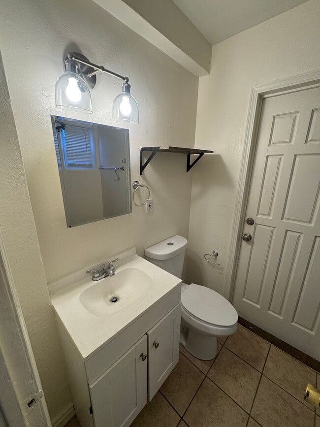 Photo - 2712 W Colorado Ave Unidad 2