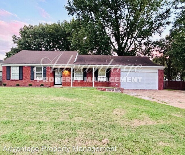 3 br, 2 bath House - 4763 Wooddale Ave. - 3 br, 2 bath House - 4763 Wooddale Ave.