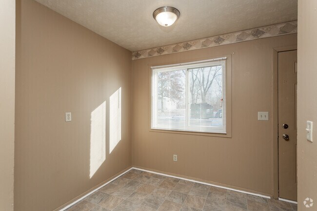 2BR - Dining Room