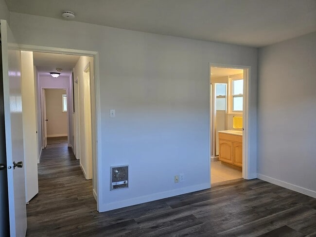 Photo - 14583 Doolittle Dr Unit 14583