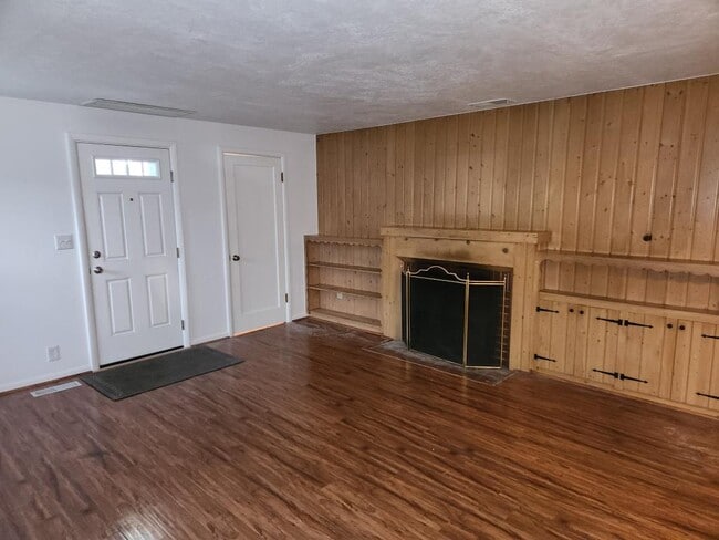 Photo - 16350 SE Vineyard Ln