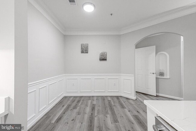 Building Photo - 502 Sunset View Terrace SE Unit 107