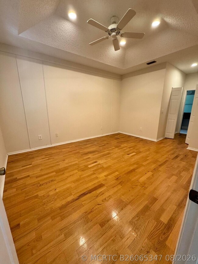 10895 Fillmore Dr