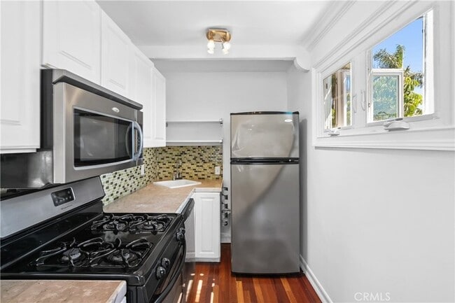 Photo - 1290 N Coast Hwy Unit B