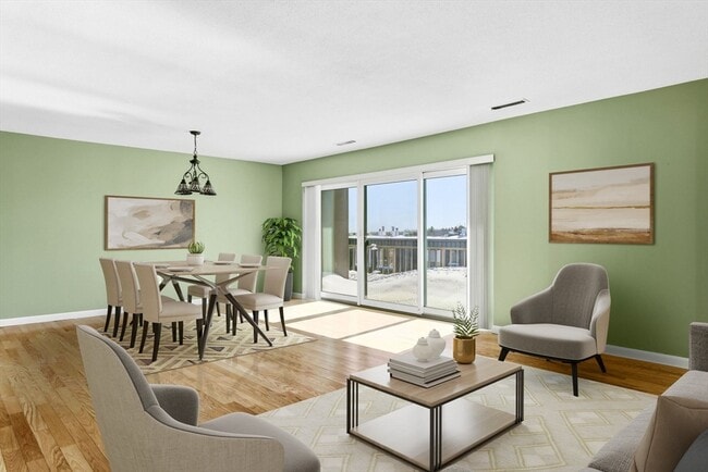 Building Photo - 1006 Paradise Rd Unit PHO