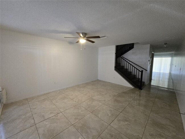 Photo - 412 Kensington Lake Cir