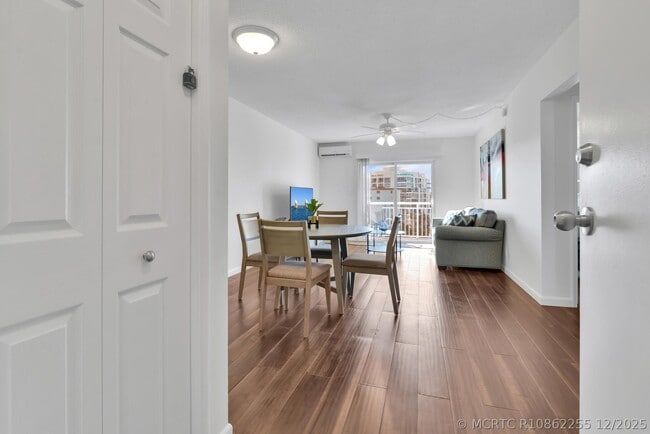 Photo - 720 Orton Ave Unit 701