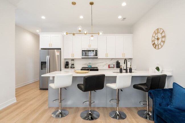 Photo - 3723 S Giles Ave Unit ID1228643P