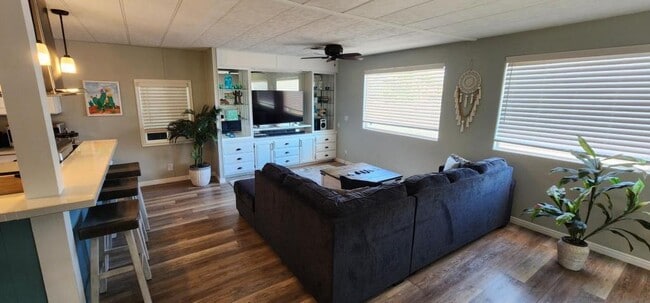 Photo - 808 S Navajo Dr