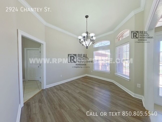 Photo - 2924 Chantey St