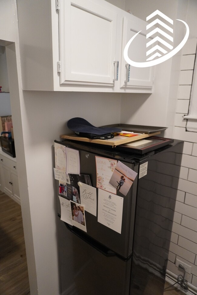 Building Photo - 426 W Briar Pl Unit B1