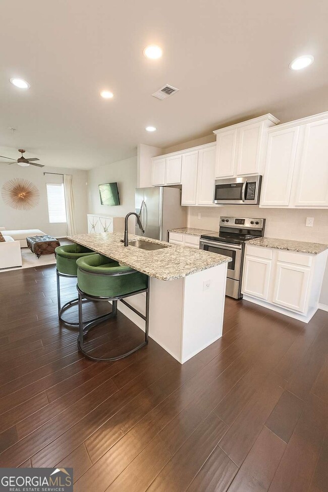 Photo - 3841 Equity Ln