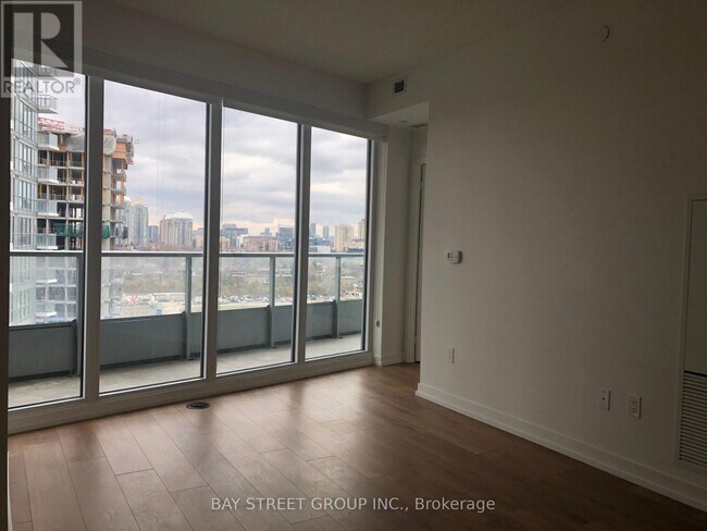 Photo - 117 McMahon Dr Unit 1808
