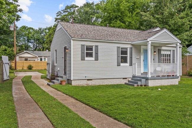 Photo - 507 Grahamwood Dr