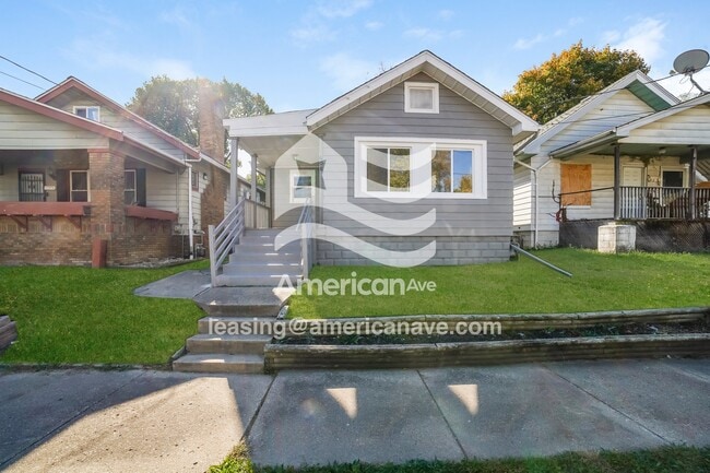 Photo - 608 E Thrush Ave