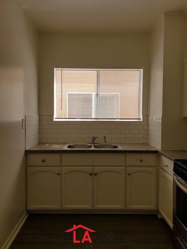 Photo - 3663 Whittier Blvd.