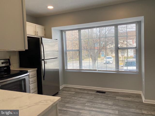 Building Photo - 1201 Dillon Ct