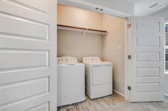 Photo - 204 Crescent St