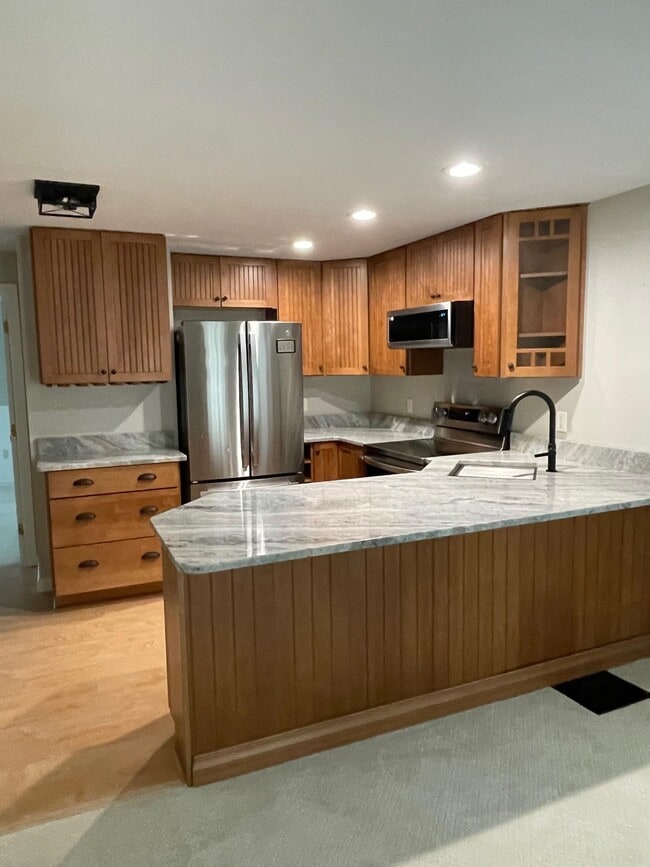 Building Photo - 501 Bean Hill Rd Unit 32 Rental