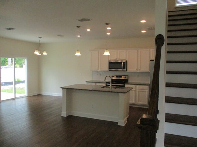 Photo - 10302 Watercrest Ct