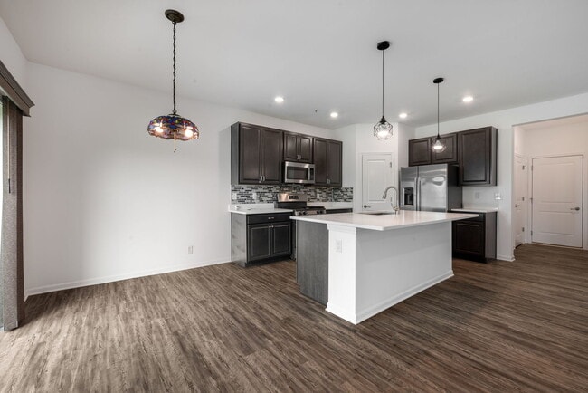 Photo - 1024 Moraine Dr