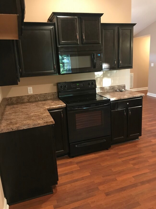 Photo - 1474 N POINTE Wy