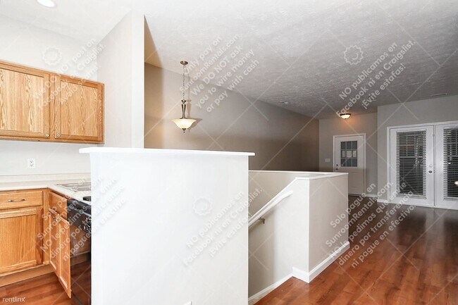 Photo - 2 br, 1 bath Townhome - 1054 Reserve Way