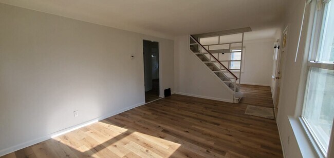 Photo - 5171 Dewey Rd