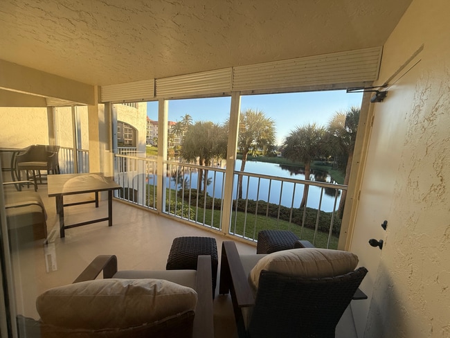 Photo - 102 Half Moon Cir Unit G2