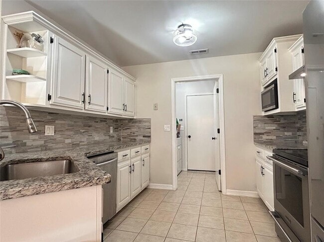 Photo - 1381 E Amber Dr