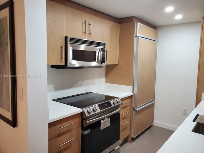 Photo - 10275 Collins Ave Unit 523