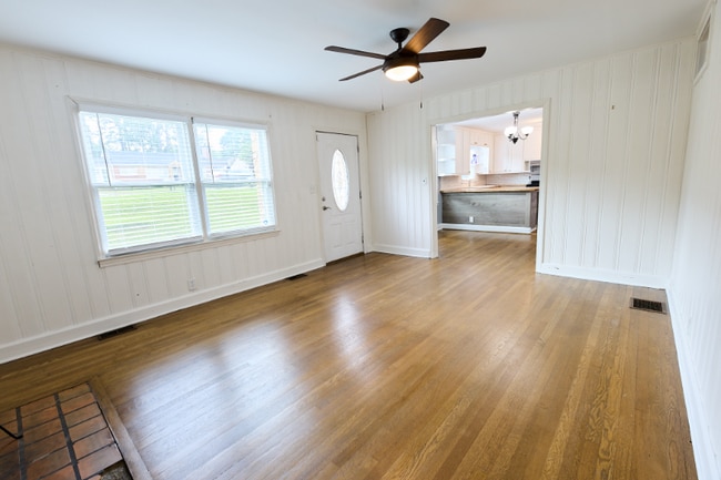 Photo - 4809 Lavista Rd