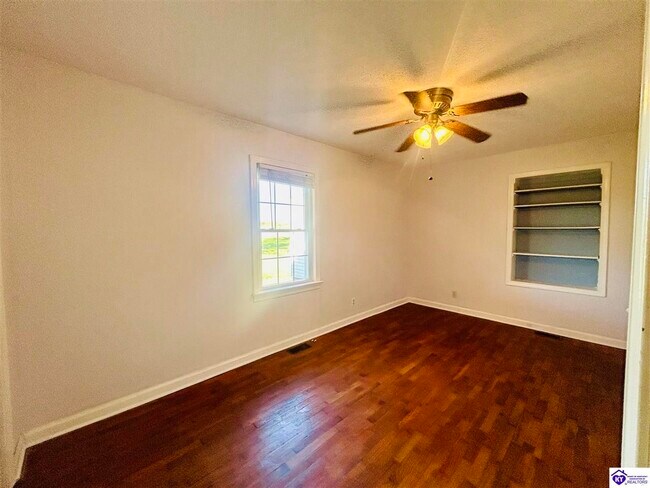 Photo - 8146 Hardinsburg Rd