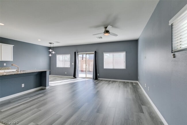 5674 Cascadia Ct