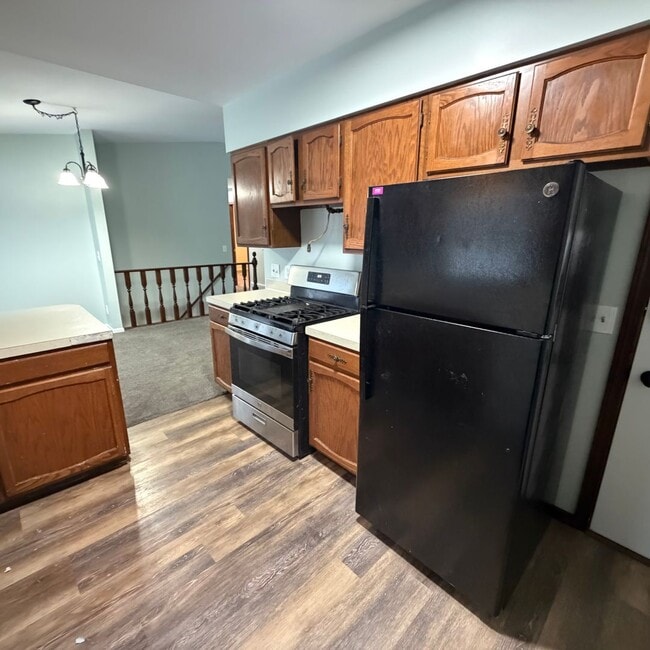 Photo - Rockford Schools! 3 Bedroom Duplex Unit 6670 Pleasantivew St. NE