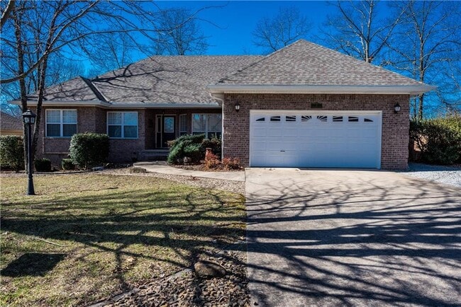 Photo - 8 Morganshire Dr