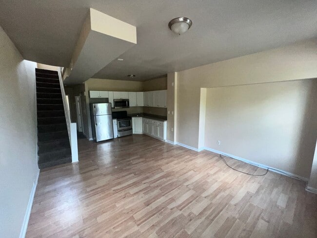 Photo - 3329 Ridge Ave Unidad 2nd floor