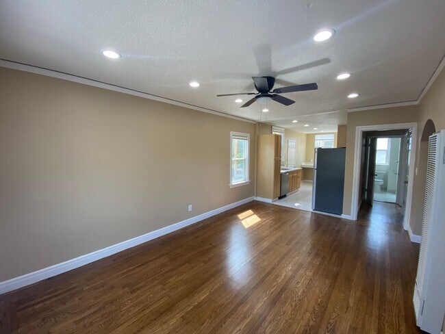 Photo - 817 52nd St Unidad A