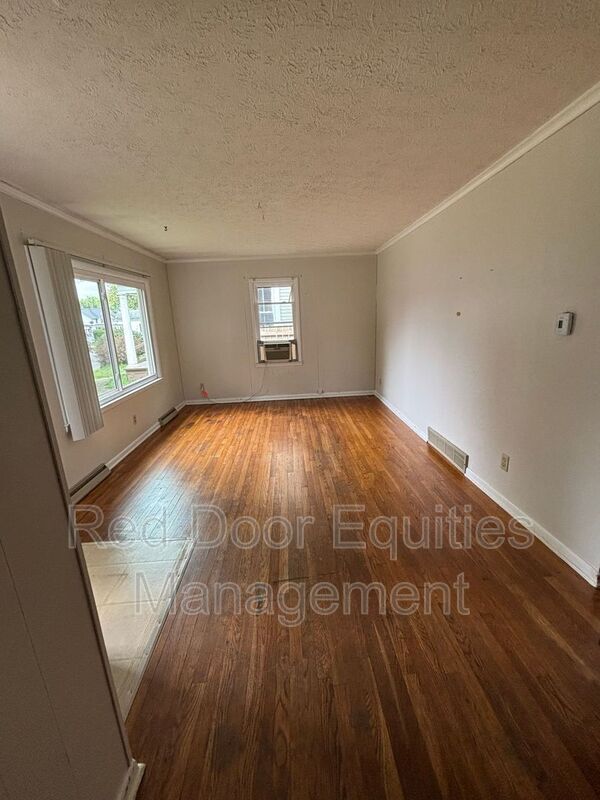 Photo - 143 Lake St Casa