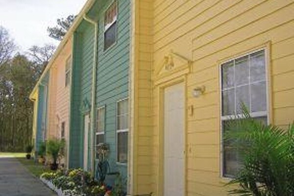 Greenbriar Townhomes - Greenbriar Townhomes