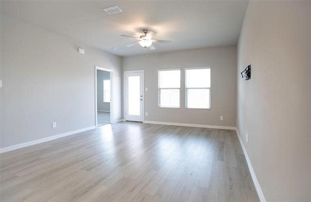 Photo - 1069 Lakehaven Trl