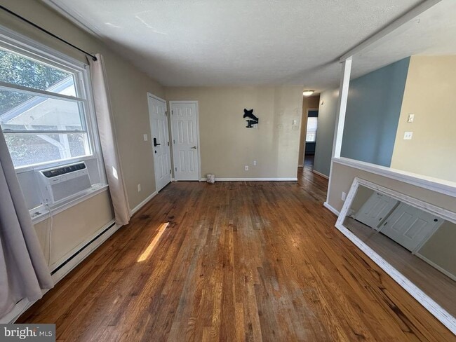 380 Shawnee Ave