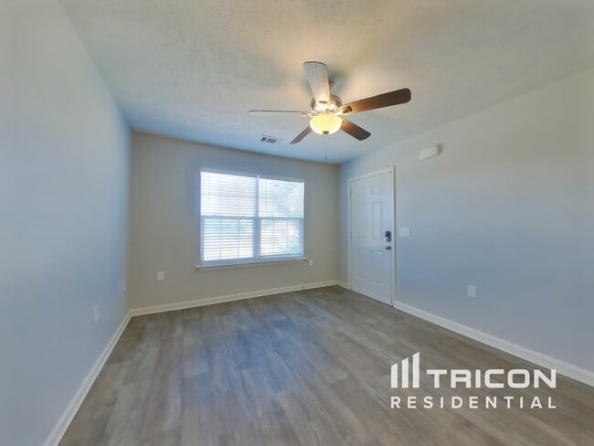 Photo - 1809 Daniel Ct