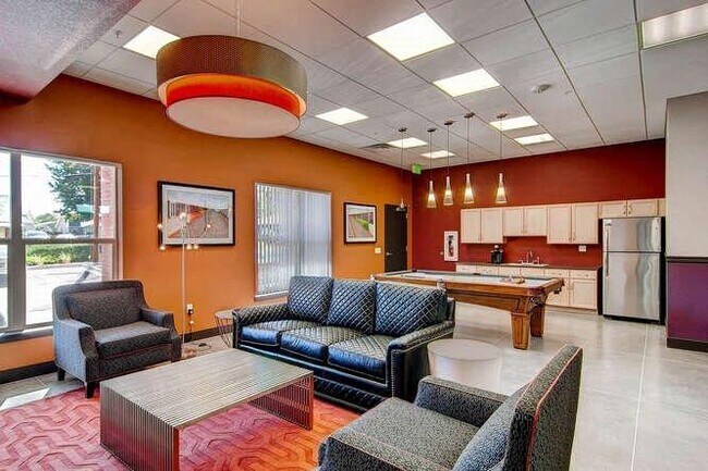 Evans Station Lofts | Denver Apartments