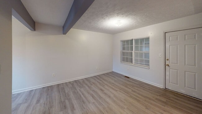 Photo - Oak Park Apartments