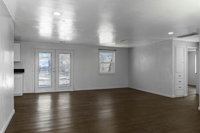 Photo - 3bd/ 2 Bath Home, Near Tinker AFB and Rose...