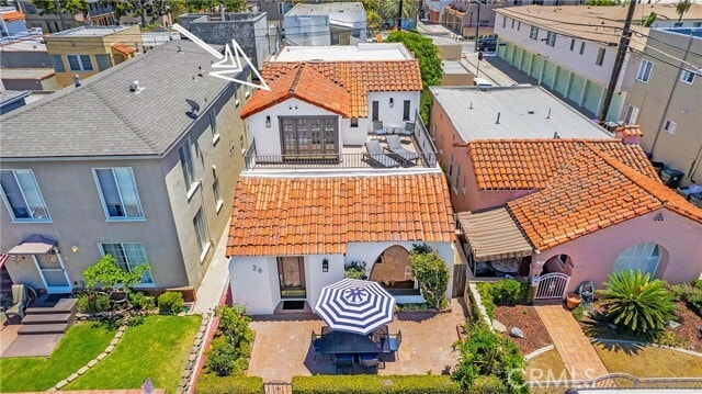 Photo - 26 La Verne Ave